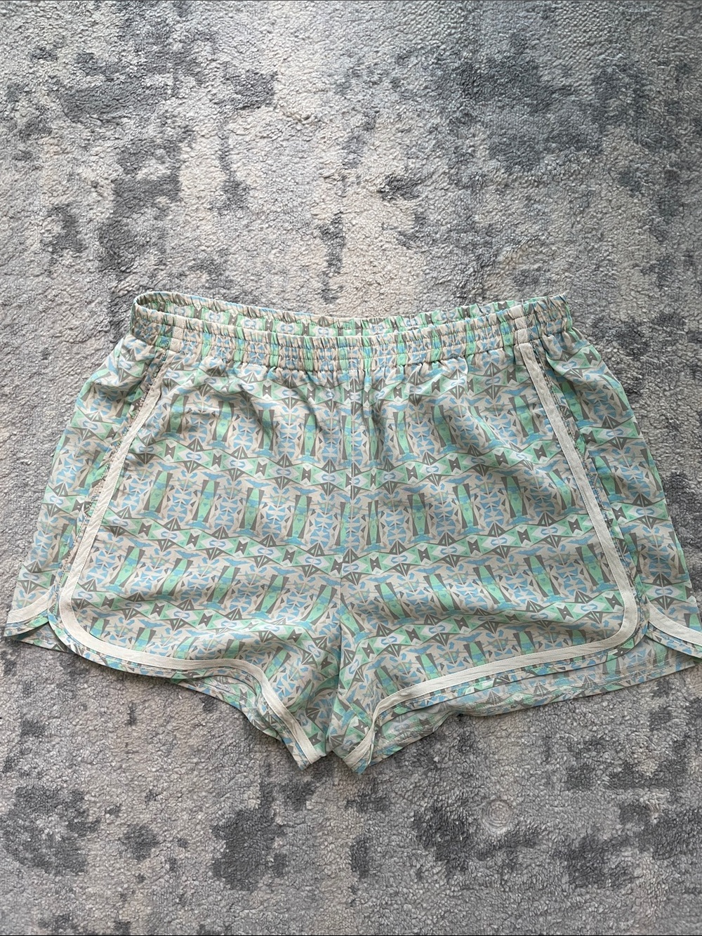 Club Monaco Mint & Cream Geometric Athletic Shorts